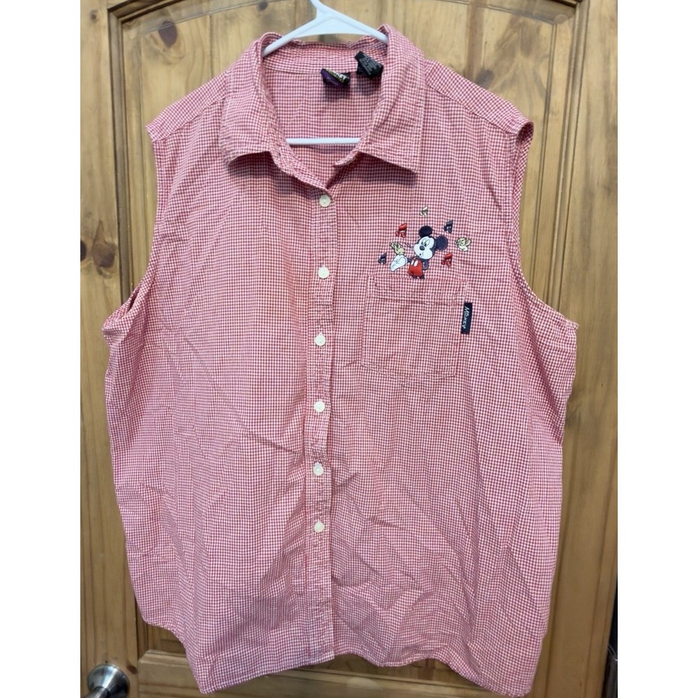 Mickey Unlimited 22W/24W Red Gingham Mickey Mouse Embroidered Sleeveless Shirt